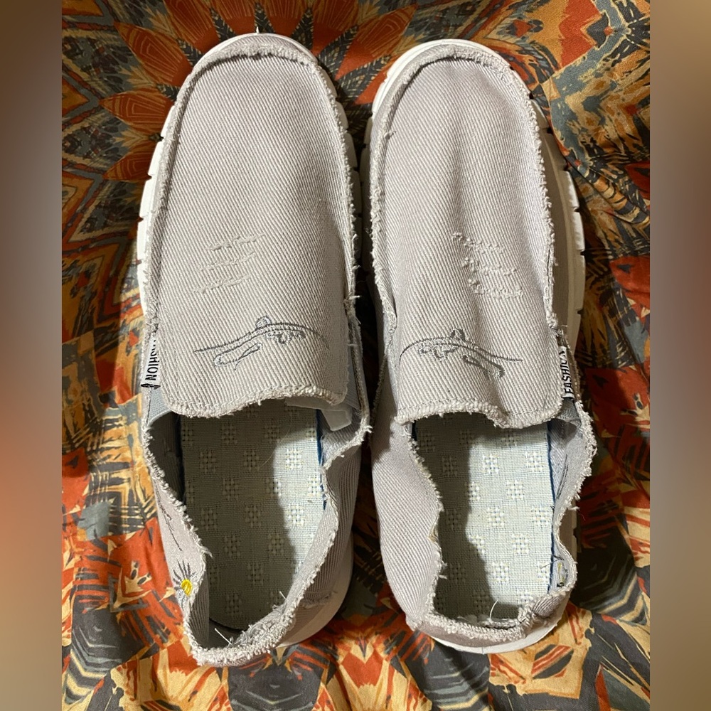 Gray Sneakers with Embroidered Sun and Plane NWOT